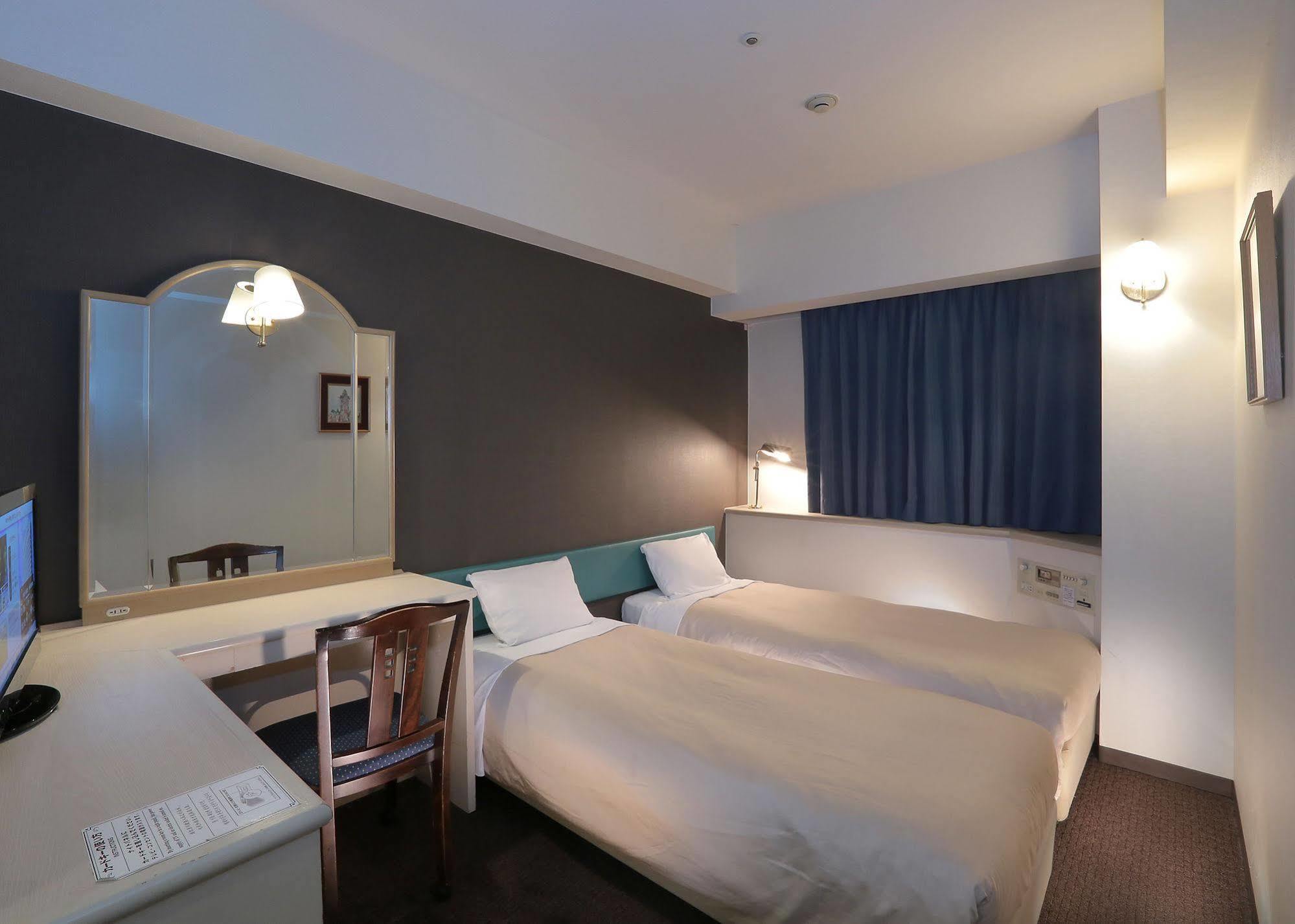 Yokohama Isezakicho Washington Hotel Ngoại thất bức ảnh